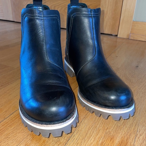 WOMENS FIELDS CHELSEA WATERPROOF BOOT - Picture 4 of 6
